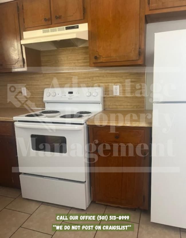 Photo - 1225 Woodside Dr