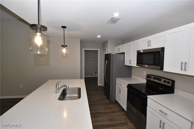 Photo - 152 Red Cedar Park