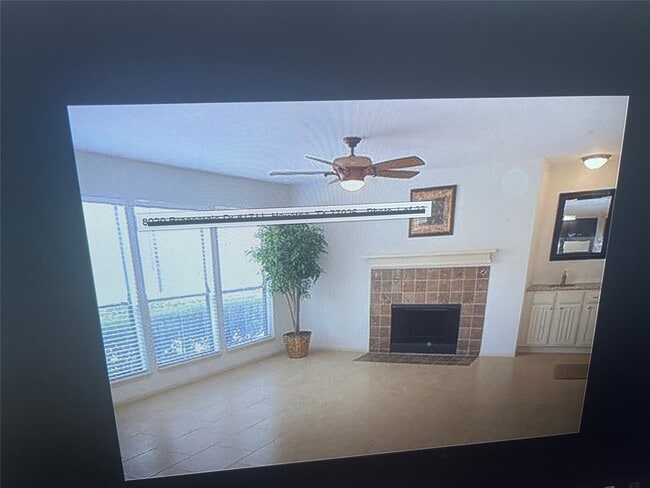 Building Photo - 8020 Braesmain Dr