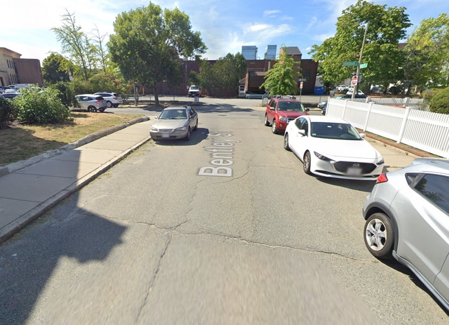 Photo - 34 Bentley St Unit 2