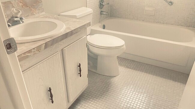 Photo - 177 Flanders C Unidad 177