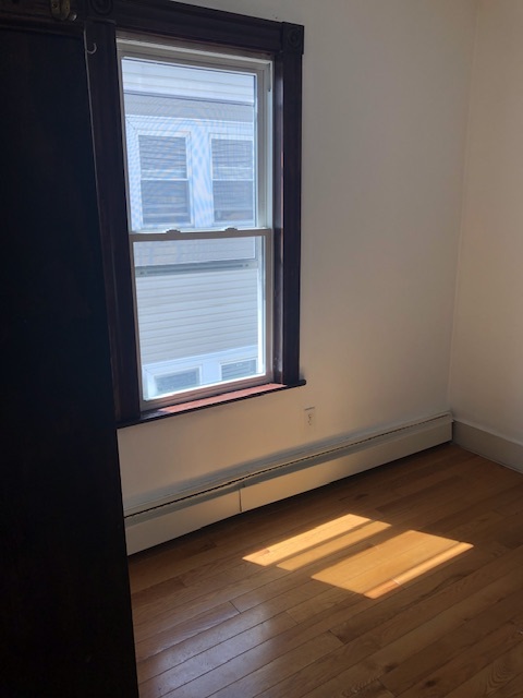 Building Photo - 76 Malden St Unit First floor apartment 1