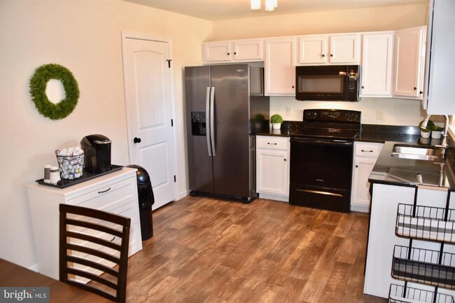 Photo - 503 Byler Cir