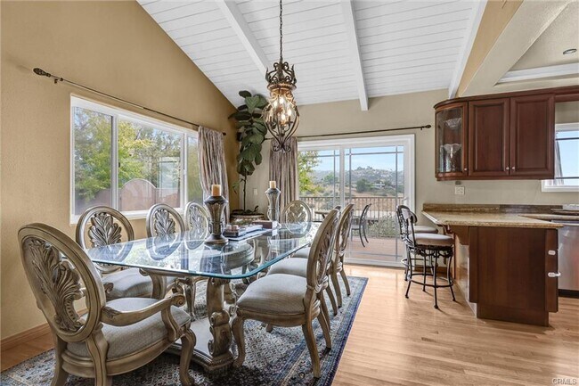 Photo - 1378 Terrace Way