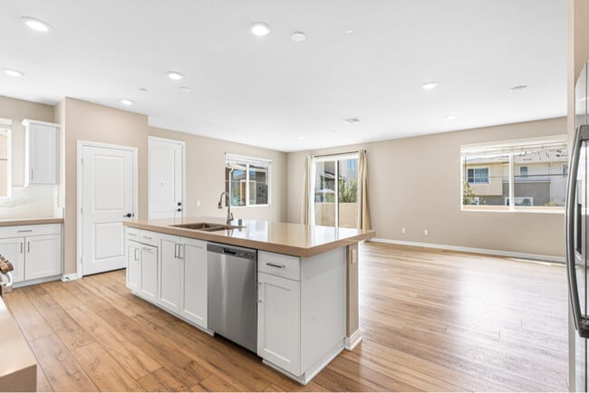 Photo - 2195 Bluestone Cir
