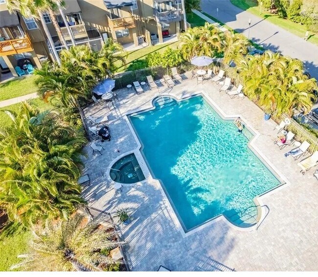 Photo - 3013 Pointeview Dr