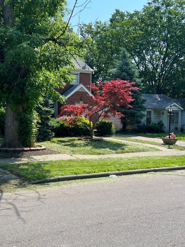 Photo - 5214 Hereford St