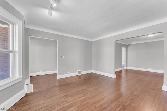 Photo - 3154 Kensington Rd Unit 1/DN