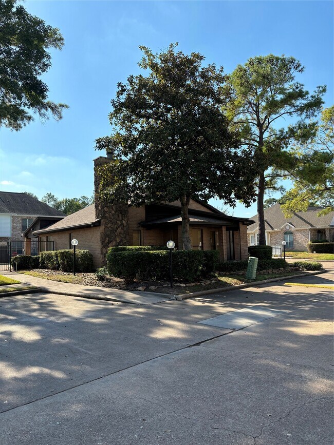 Photo - 12755 Mill Ridge Dr Unit 309