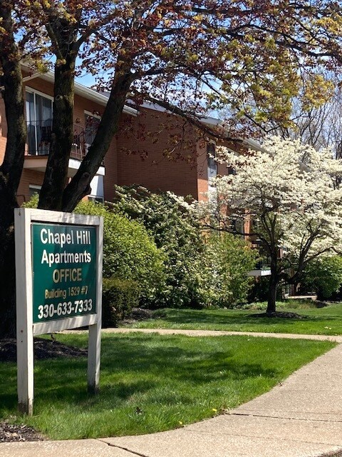 Photo - 1529 Brittain Rd