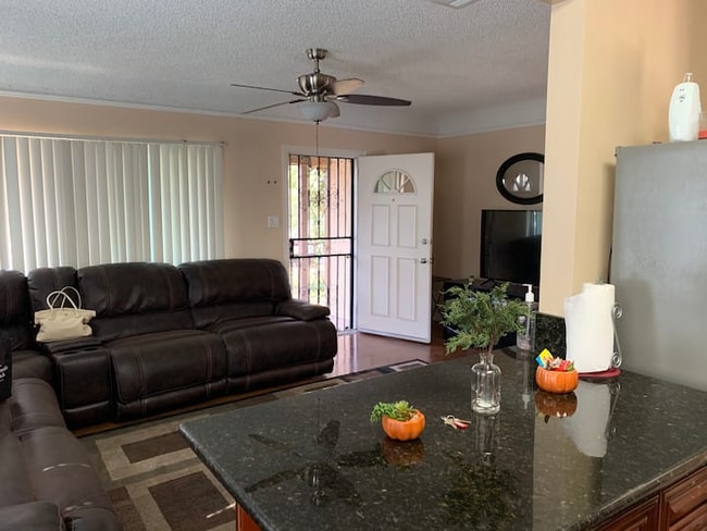 Photo - 2021 SW 57th Ct Casa