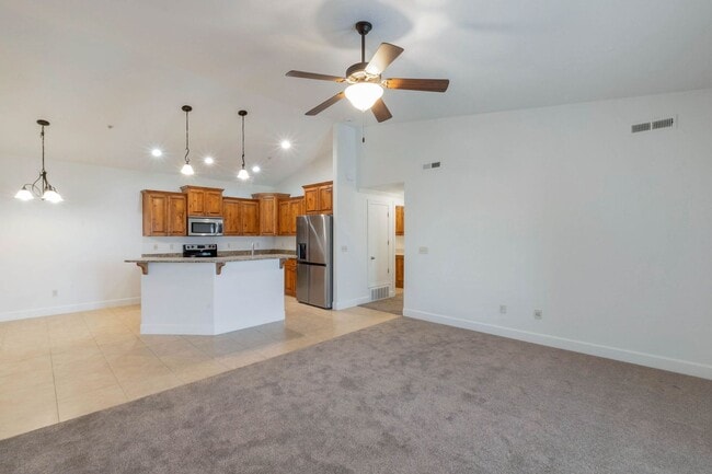 Photo - Beautiful 3 Bedroom 2 Bath Condo in Torino Village in North Orem