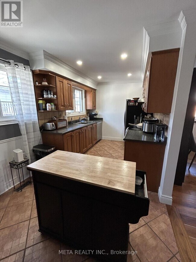 Photo - 22 Garfield Crescent