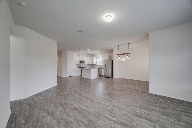 Photo - 3200 Windy Vane Dr
