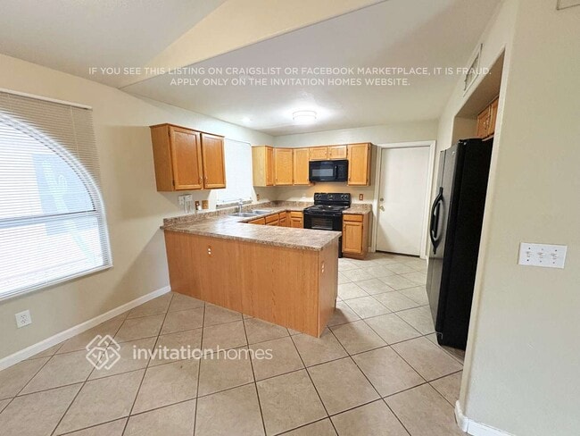 Photo - 7923 W Laurel Ln