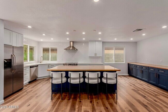 Photo - 10705 E Mercer Ln