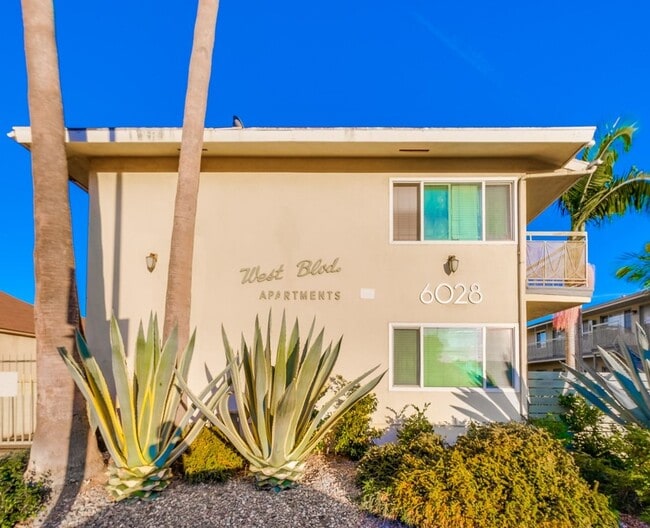 Photo - 6028 - 6100 West Blvd