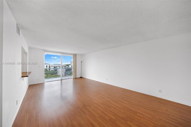 Photo - 137 Golden Isles Dr Unit 508