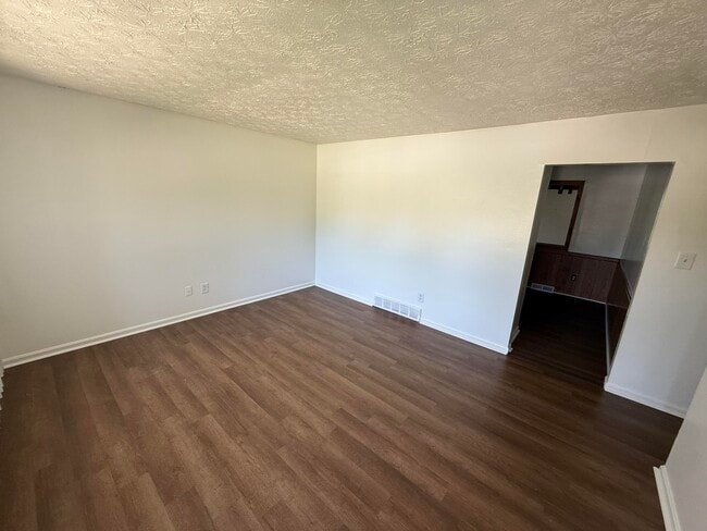 Photo - 2653 Twinbrooke Ln
