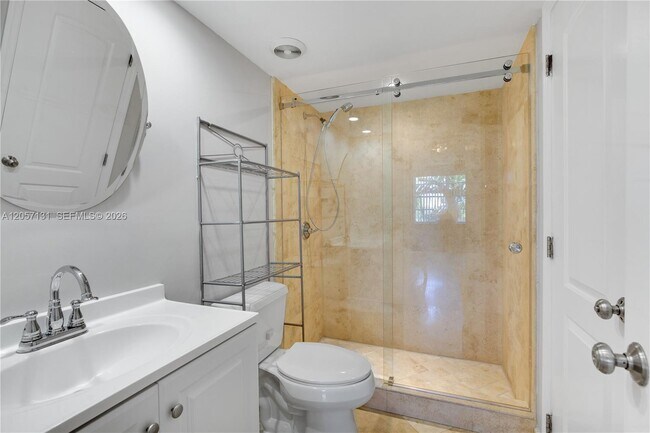 Photo - 13120 SW 92nd Ave Unit B-409