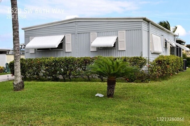 Building Photo - 1620 SW 64th Way