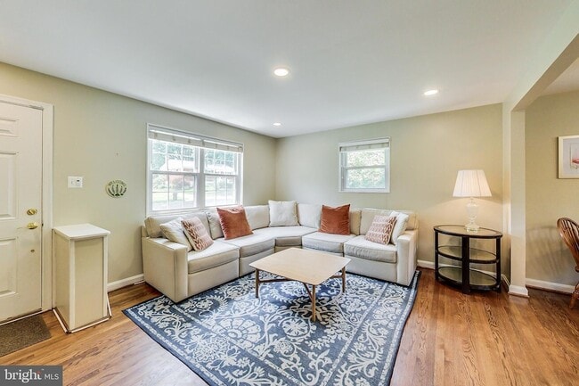 Photo - 4715 Oxbow Rd