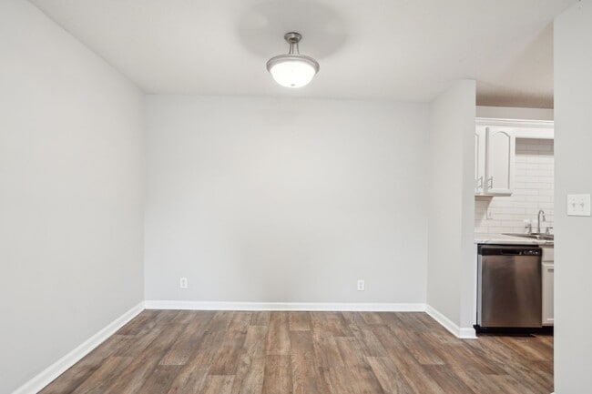 3301 Royster Apartments- Dining