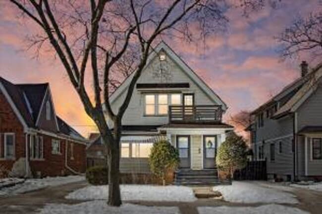 Building Photo - 3021 N 61st St