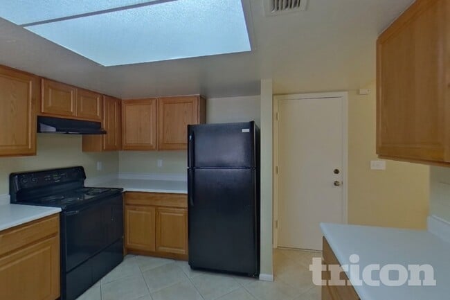 Photo - 2403 S Evergreen Rd