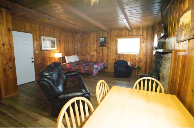 Photo - 596 W White Mountain Blvd Apartment Unit 17
