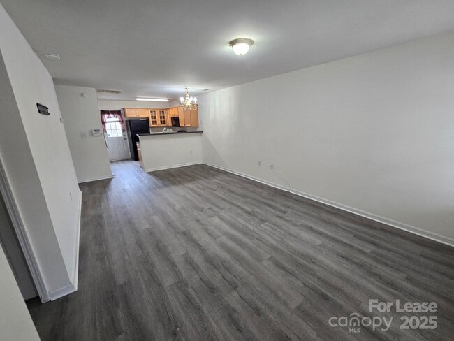 Photo - 639 Fawnborough Ct