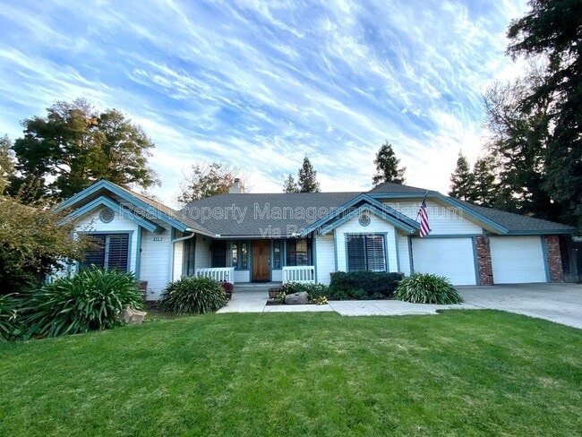 Photo - 672 W Ellery Ave