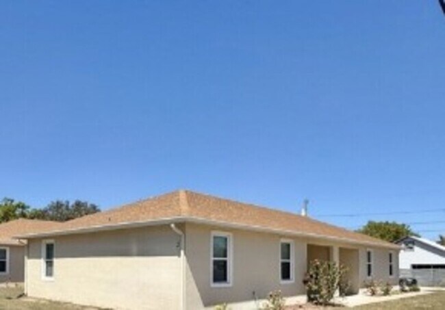 Photo - 2 W Orange St