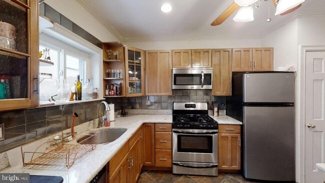 Photo - 759 N 23rd St