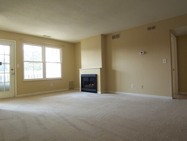 Photo - 109 Fieldcrest St Unit 301