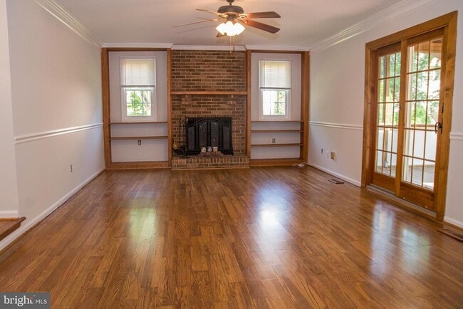 Photo - 6015 Burnside Landing Dr