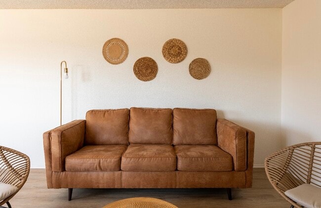 Photo - 72654 Sunnyslope Dr