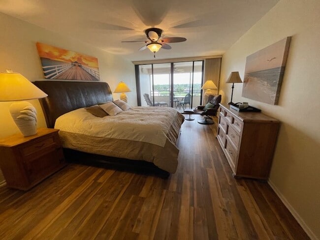 Photo - High-rise living in The Landings Yacht Gol... Unit 602