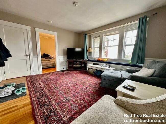 Photo - 102 Bennett St Apartments Unit 2