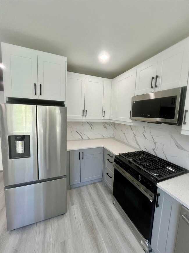 Photo - 20 W 49th St Unit 1