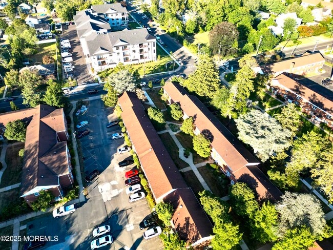 Building Photo - 364 Westwood Ave Unit 26