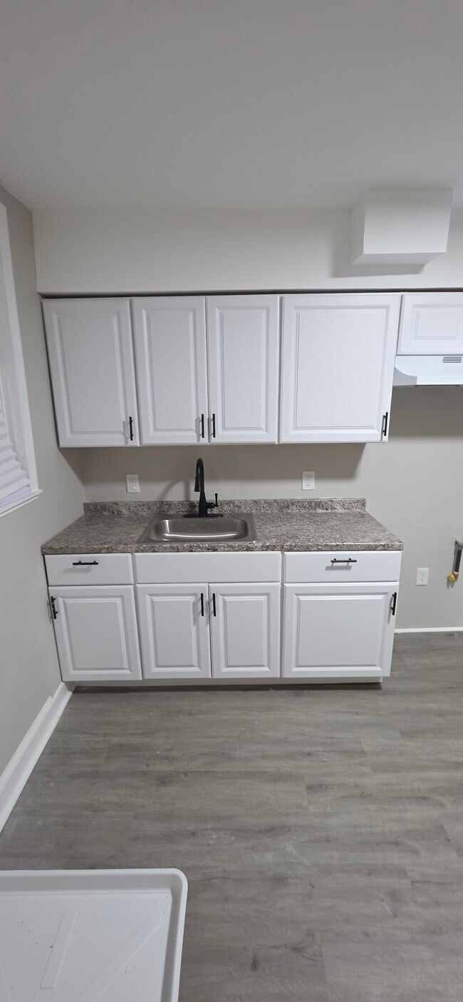 Photo - 3515 E Fairmount Ave