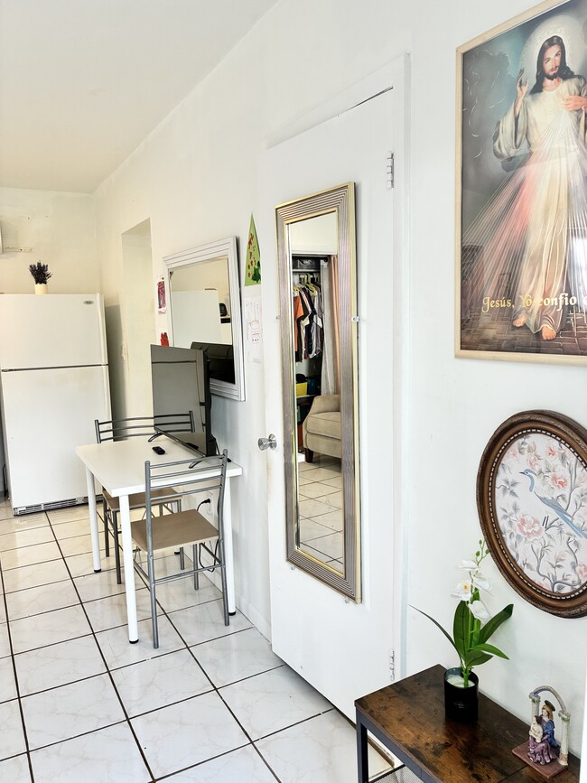 Photo - 6334 SW 35th St