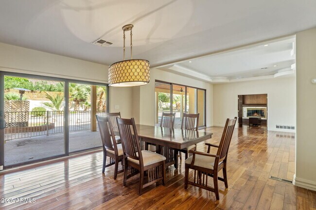 Photo - 5310 E Camelback Rd