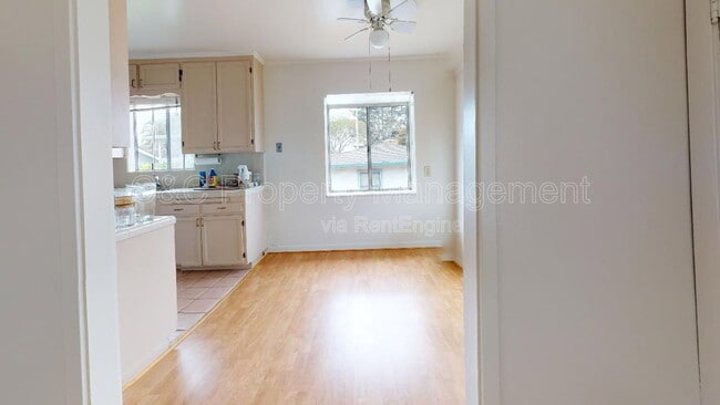 Photo - 281 Pine Ave