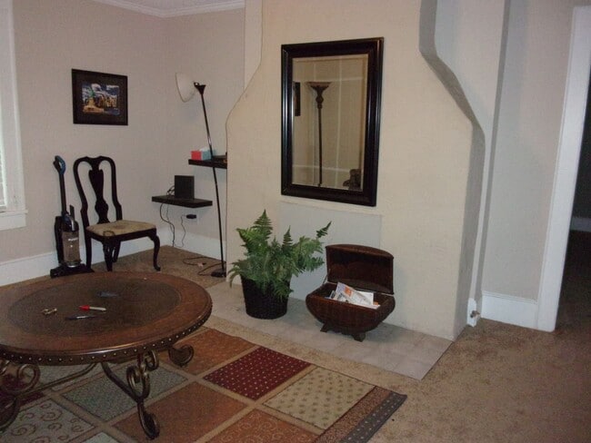 1024 Park Ave Ext Unit D