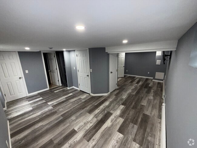Building Photo - 8 Woody Pl Unit Basement studio apartment