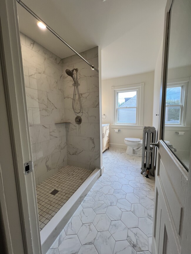 838 W Gordon St Unit 838 Gordon St