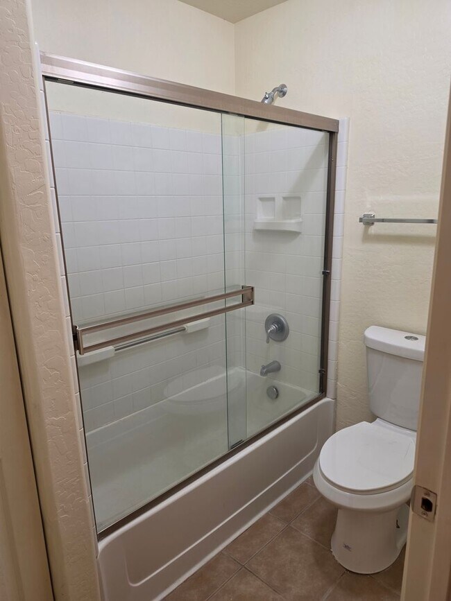 537 S Delaware Dr Unit 104