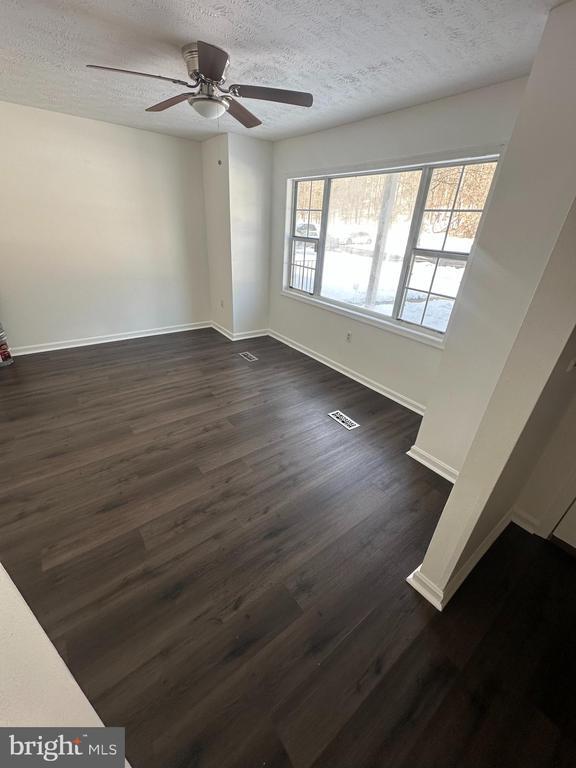 Photo - 13019 Trumbull Dr